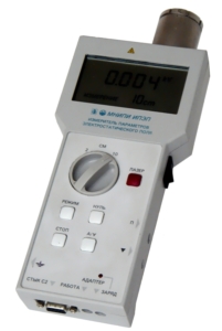 Izmeritel parametrov elektrostaticheskogo polya IPEP-1
